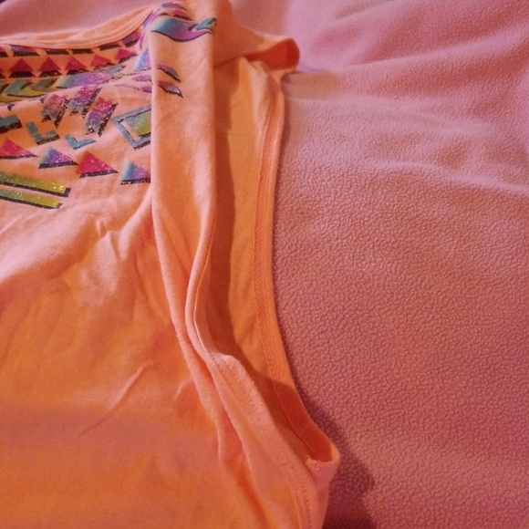 Native Multi Color Top - Picture 6 of 6